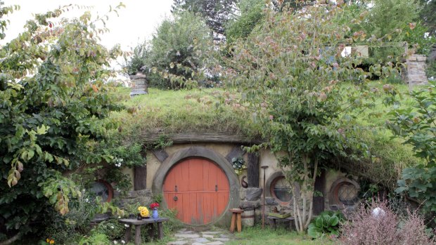 Hobbiton:扯掉。