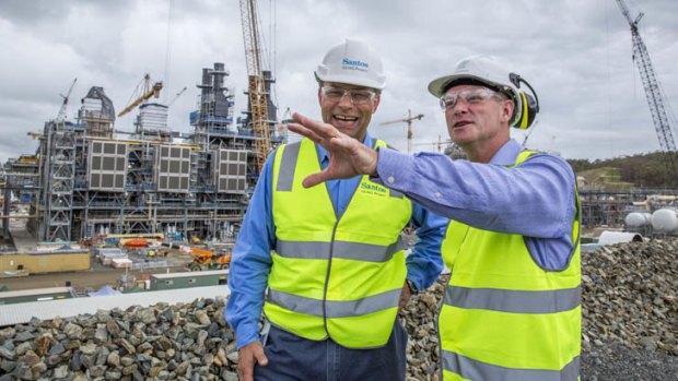 Queensland Premier Campbell Newman and Santos CEO David Knox at the site of the Curtis Island LNG project.