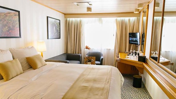 A suite on The Silver Discoverer.
