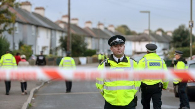 British police have made three more arrests in relation to the Parsons Green bombing. 