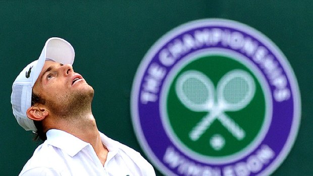 An exasperated Andy Roddick during his third-round loss to Feliciano Lopez.