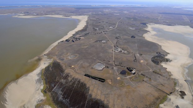 Lake Albert (left) and Alexandrina show the effects of  drought.