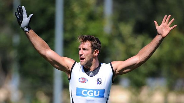 Travis Cloke has been linked with the Giants for several months.