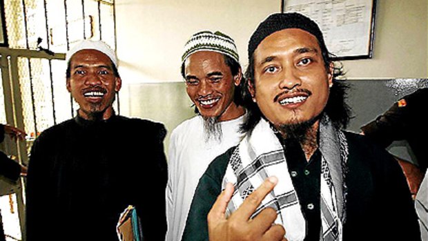 Convicted Bali bombers (from left) Mukhlas, Amrozi and Imam Samudra at Batu prison in 2007.