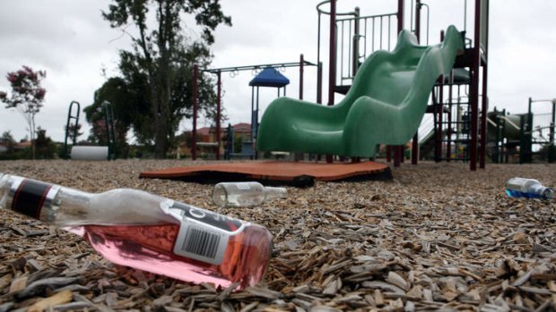 Children living near liquor shops were more likely to drink, a researcher says.
