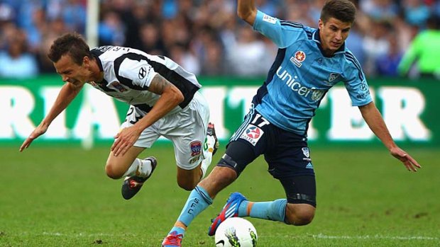 Terry Antonis of Sydney FC has been called up to the Socceroos.
