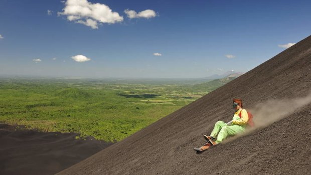 Volcano-surfing, Cerro Negro, Nicaragua.