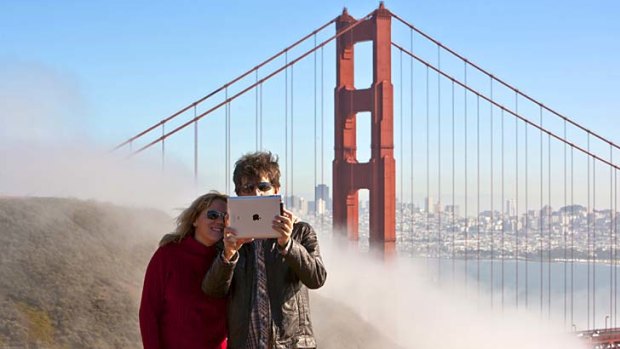 Click and go ... an iPad self-portrait in front of the Golden Gate Bridge.