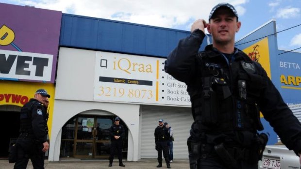 Police raid the iQraa Islamic Centre in Underwood.