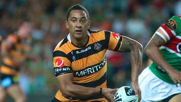 Benji Marshall tries to get the Tigers moving.