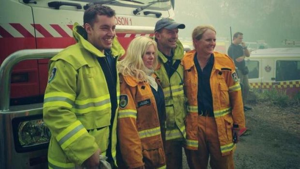 PM Tony Abbott with members of the Davidson fire brigade.