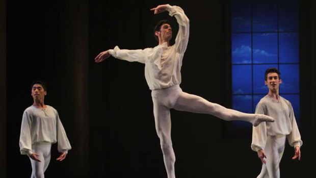 The Australian Ballet perform <i>Beyond Bach</i>, part of Stephen Baynes' <i>Elegy</i>, a double bill at the State Theatre.