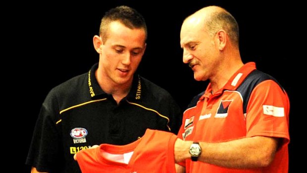 Tom Scully with Dean Bailey at the 2009 national draft.