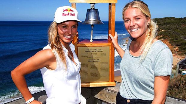 Challenge: Sally Fitzgibbons and Stephanie Gilmore.