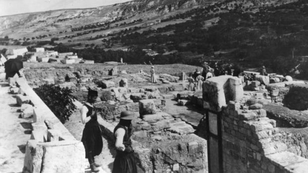 The ruins of the palace of Minos at Knossos where in 1900 English archaeologist Arthur Evans discovered mysterious clay tablets bearing an ancient unknown script. Decades later, Michael Ventris deciphered them using the work of Alice Kober. Kober's contribution has been largely ignored until now.
