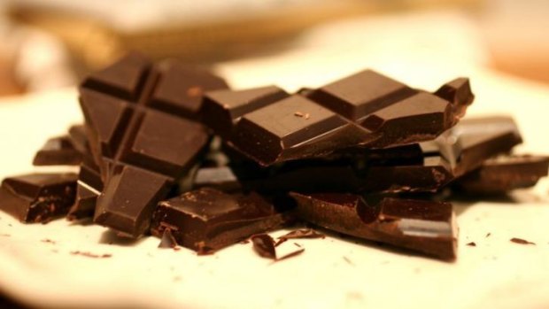 The antioxidant resveratrol, found in dark chocolate, has no significant impact on life-span, scientists say.