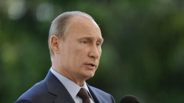Russian President Vladimir Putin was criticised in a video that interrupted an evening news programme in Russia.