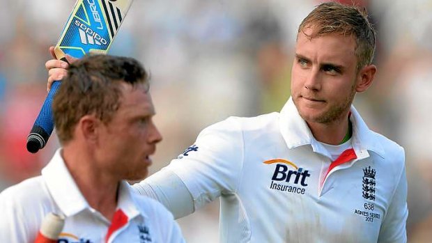 The Broadwalk: Stuart Broad raises his bat to the crowd as he eventually walks off the field at stumps.