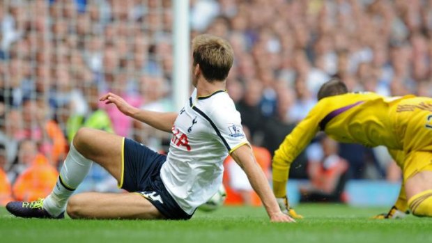Tottenham's Eric Dier scored a late winner against London rivals West Ham.