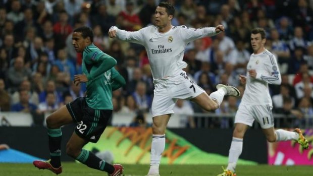 Cristiano Ronaldo scored his 40th goal of the season in Real's win over Schalke.