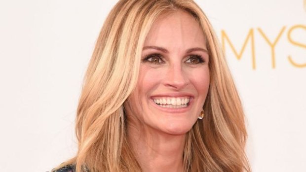 Julia Roberts will reunite with her <i>Pretty Woman</i> director Garry Marshall for <i>Mother's Day</i>.