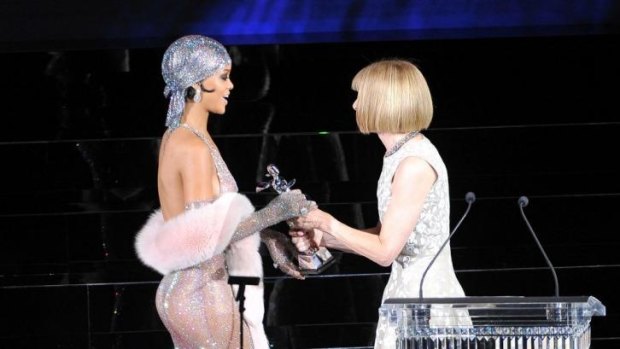 Rihanna was announced as a Fashion Icon at the 2014 CFDA awards. Her "tweeting buddy", Vogue editor Anna Wintour, presented her with the award.