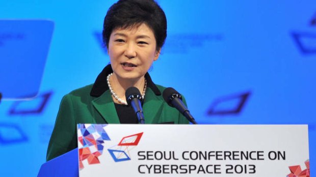 Investigators raided South Korea’s Cyberwarfare Command after its officials were found to have posted political messages online last year against President Park Geun-hye’s opponents.