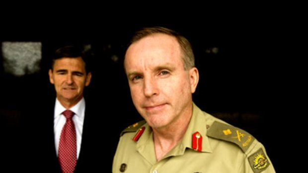 Major General John Cantwell with Premier John Brumby.