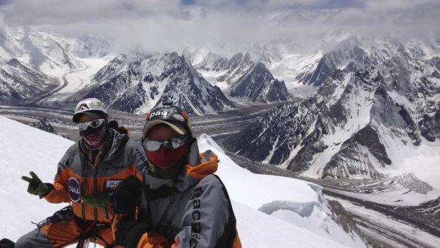 Why Did Chris Warner Continue to Summit K2