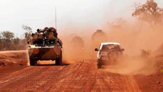 French troops drive to the key Malian city of Segou. Ground fighting has begun in the neighbouring town of Diabaly.
