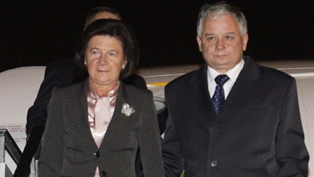 Lech Kaczynski and his wife Maria arriving in Slovenia in 2008.