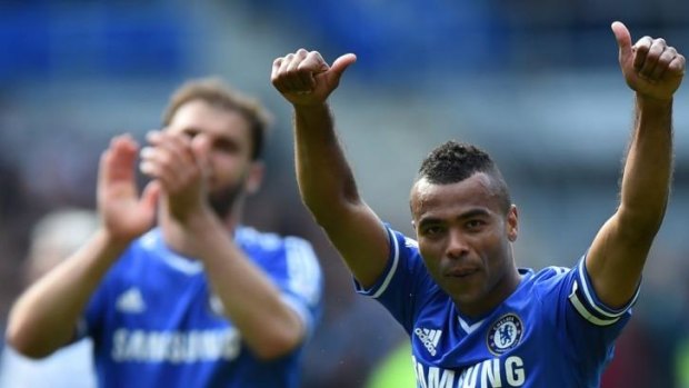 Chelsea's English defender Ashley Cole gestures to Chelsea.