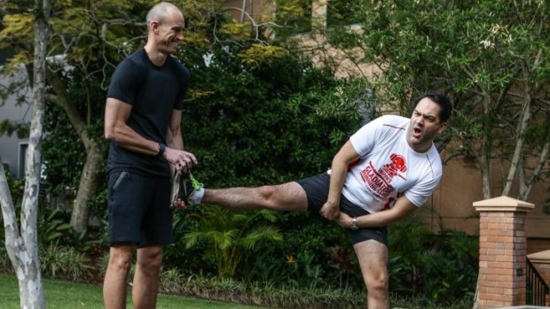 Fitzy and Wippa prepare to run in the City2Surf.