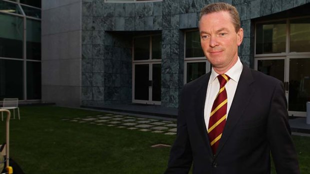 "Disruptive consequences": Open letter to Education Minister Christopher Pyne raises concerns over the timetable of education review.