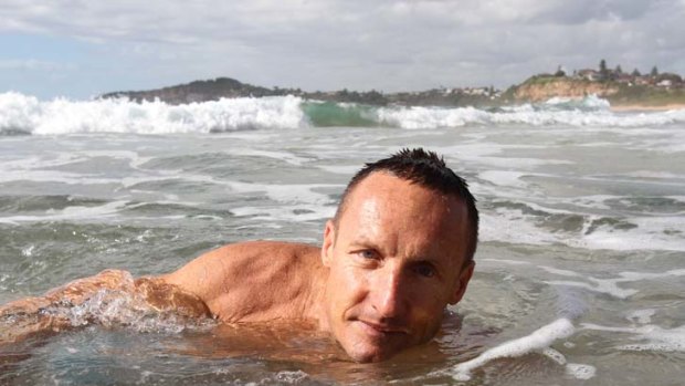"We're going to have to scoop your eye out" &#8230; Andrew Mainsbridge remembers the doctor's words after he was thrown off a wave and struck by the nose of his surfboard.