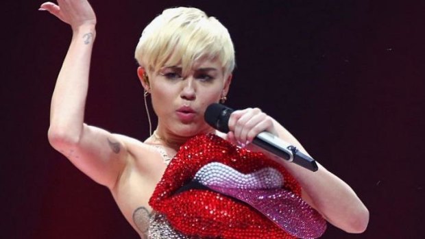 Miley Cyrus has some new ink.