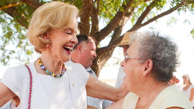 The Governor-General, Quentin Bryce, visited victims of the recent Queensland floods and volunteers who are helping them.