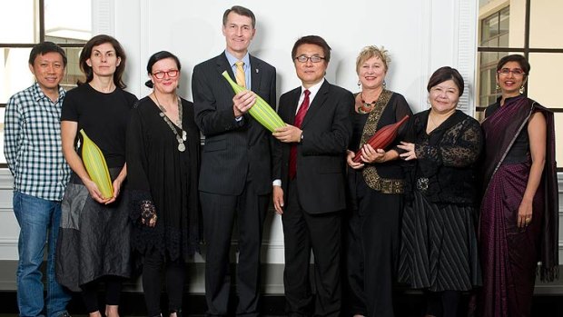 Philip Cheah, Kathryn Weir, Maxine Williamson, Lord Mayor Graham Quirk, Professor Hong-Joon Kim, Jeanette Paulson Hereniko, Peggy Chiao and Meenakshi Shedde.