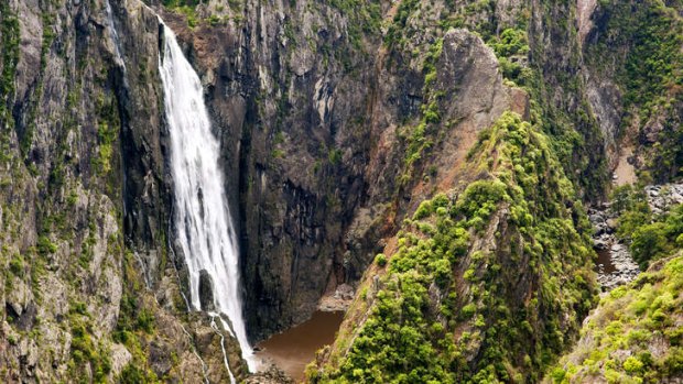 The Wollomombi Falls.