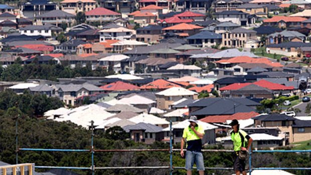Interest rate rises helped flatten property prices as auction clearance rates falterered in the second-half.