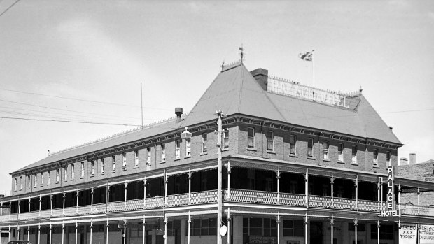 The Palace Hotel in Broken Hill in 1944. There are four fewer hotel licences Broken Hill than there were a few years ago. 
