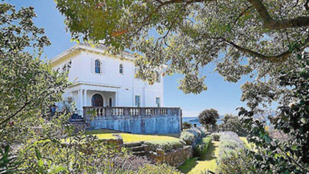Le Manoir in Bellevue Hill...potential bidders had to lodge a $50,000 refundable deposit to take part