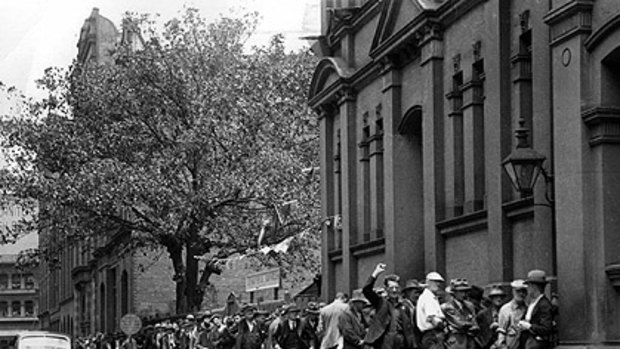 Soup kitchen queue in Sydney in the Despression, 1930s.