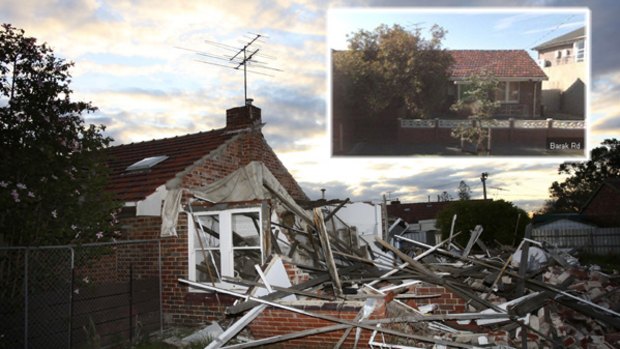 Main picture: The Barack Road site in Port Melbourne after the home was illegally demolished last year. Inset: A Google Maps image of how the home had looked prior to demolition.