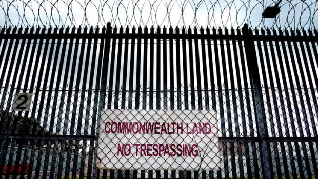 A man has died at Maribyrnong Immigration Detention Centre, putting the mental health of detainees into the spotlight.