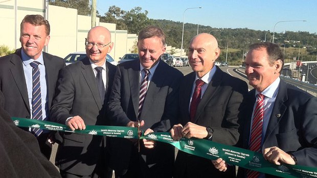 State Transport Minister Scott Emmerson, Member for Blair Shayne Neumann, Federal Transport Minister Anthony Albanese, Member for Oxley Bernie Ripoll and Ipswich Mayor Paul Pisasale open the latest Ipswich Motorway upgrade.