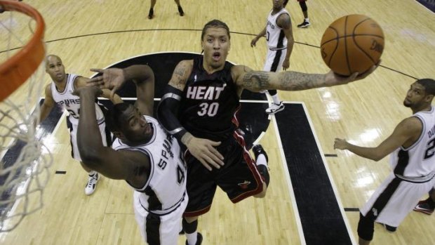 La-La Land: The Lakers are taking a look at former Miami Heat foward Michael Beasley.