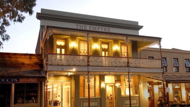 The Empyre ... richly decorated suites and a restaurant with Castlemaine's finest food.