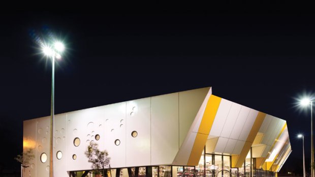 The new bold and contemporary Altona North Library is in part based on the shape of nearby oil refineries.