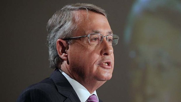 "If you're not happy with your lender, then I encourage you to look for a better deal" ... Treasurer Wayne Swan.